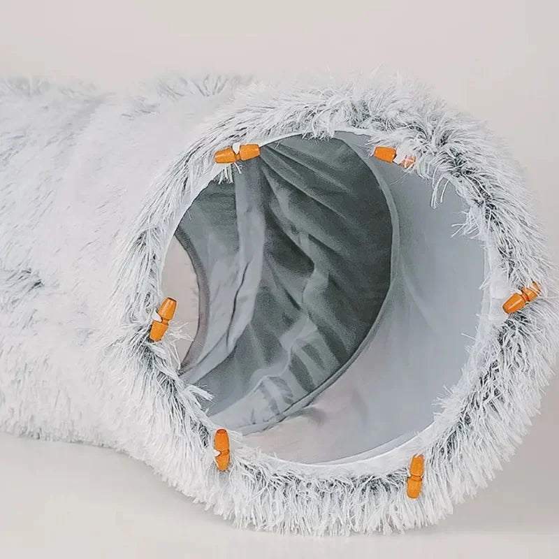 „SnuggleTunnel“ – Rundes Katzenbett mit integriertem Spieltunnel & waschbarem Kissen