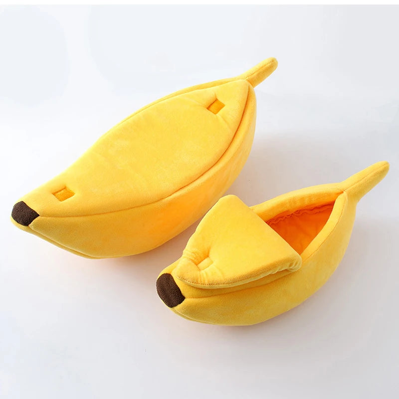 „BananaDream“ – Kuscheliges Katzenbett in Bananenform mit weichem Innenpolster