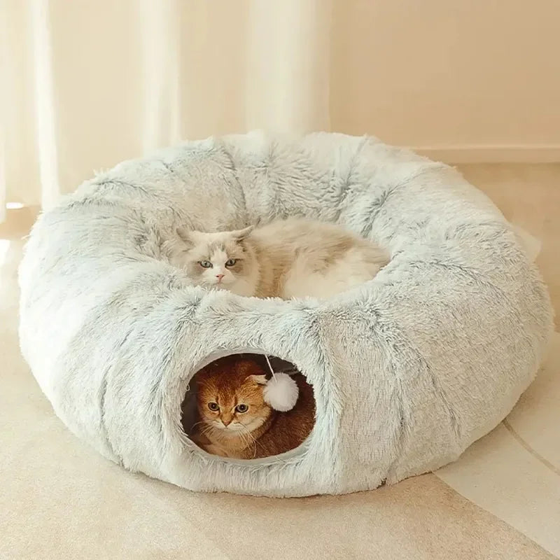 „SnuggleTunnel“ – Rundes Katzenbett mit integriertem Spieltunnel & waschbarem Kissen