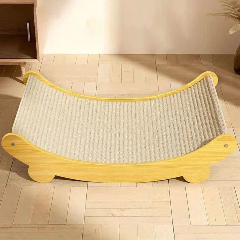„WoodyNap“ – Multifunktionales Katzenbett mit Kratzfläche aus Holz & Sisal Schlafen, kratzen, entspannen – alles in einem stilvollen Naturdesign.