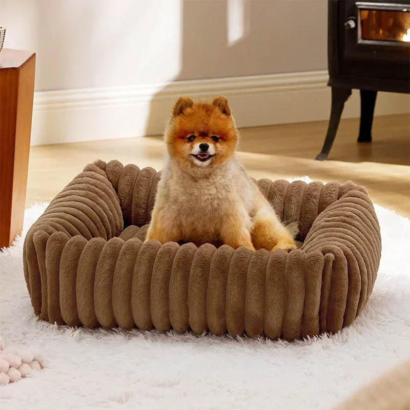 🐾 SnuggleNest™ – Kuscheliges Hundebett mit Randstütze (für kleine- mittelgroße Hunde)