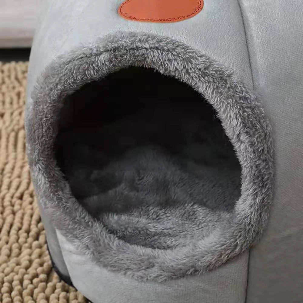 „CozyCave“ – Warme Katzenhöhle/-bett mit herausnehmbarem Kissen & rutschfester Unterseite
