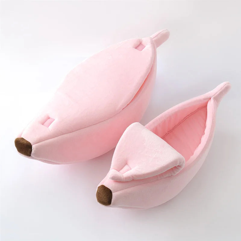 „BananaDream“ – Kuscheliges Katzenbett in Bananenform mit weichem Innenpolster