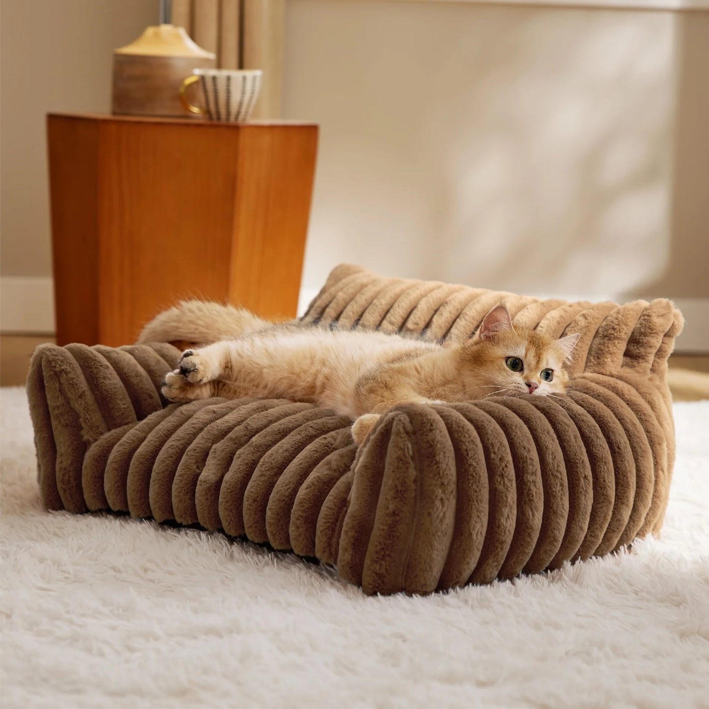 🐾  SnuggleNest™ – Premium Haustiersofa/-bett mit 3-seitiger Rückenlehne | Weiches Plüschbett für Hunde & Katzen