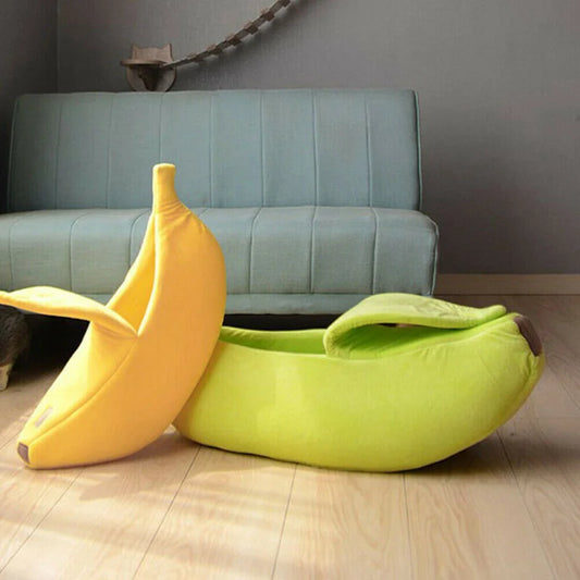 „BananaDream“ – Kuscheliges Katzenbett in Bananenform mit weichem Innenpolster